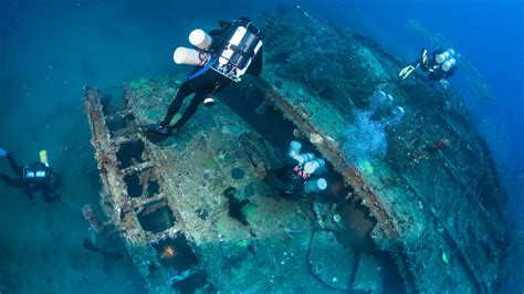 hms hermes srilanka